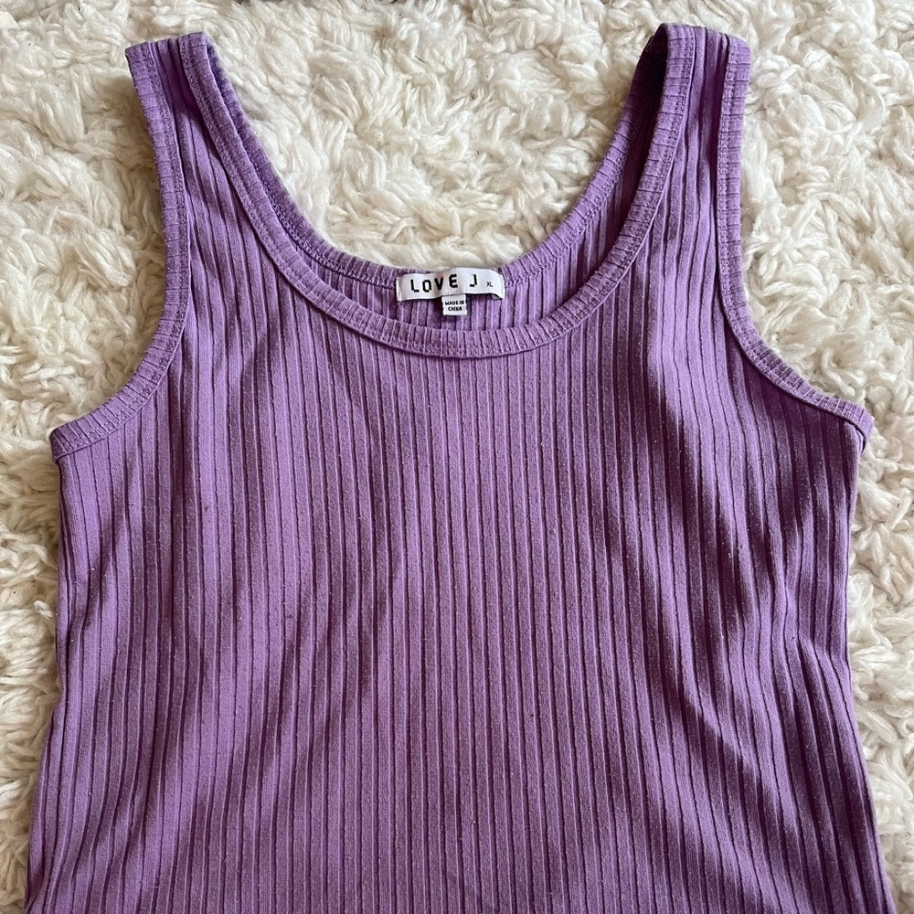 Love j tank top